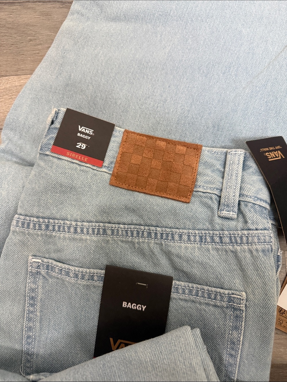 Vans Sirelle Baggy Jeans Women’s Size 29 NWT Light Wash Wide Leg Skate Denim - Picture 7 of 10
